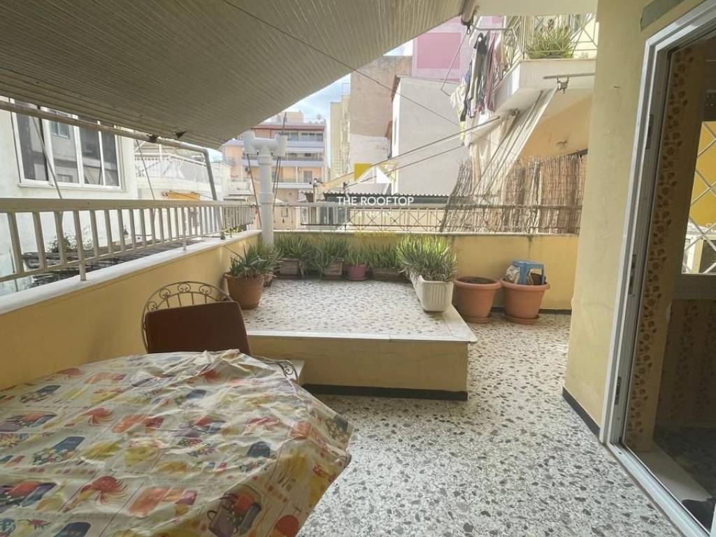 βεράντα ( 3η εικόνα)