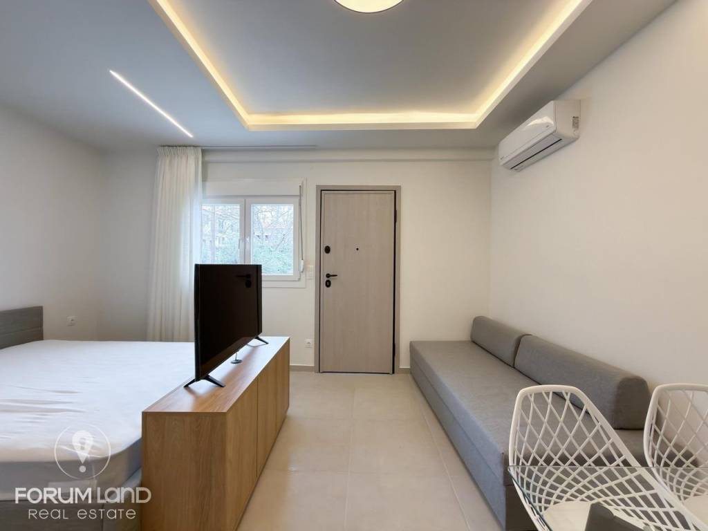 Forumland Real Estate, Studio 30τ.μ.