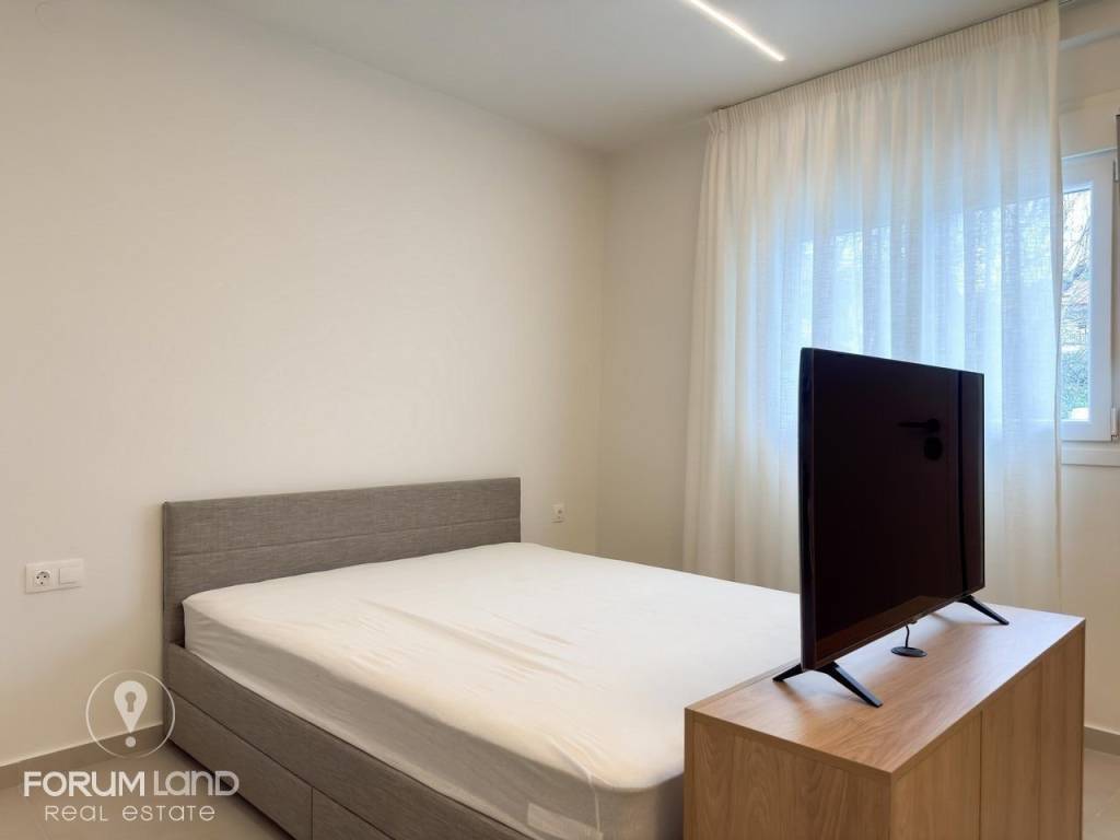 Forumland Real Estate, Studio 30τ.μ.