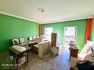 Forumland Real Estate, Σαλόνι