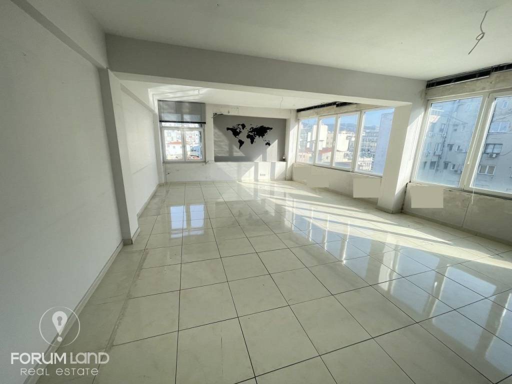 Forumland Real Estate, Γραφειακός χώρος