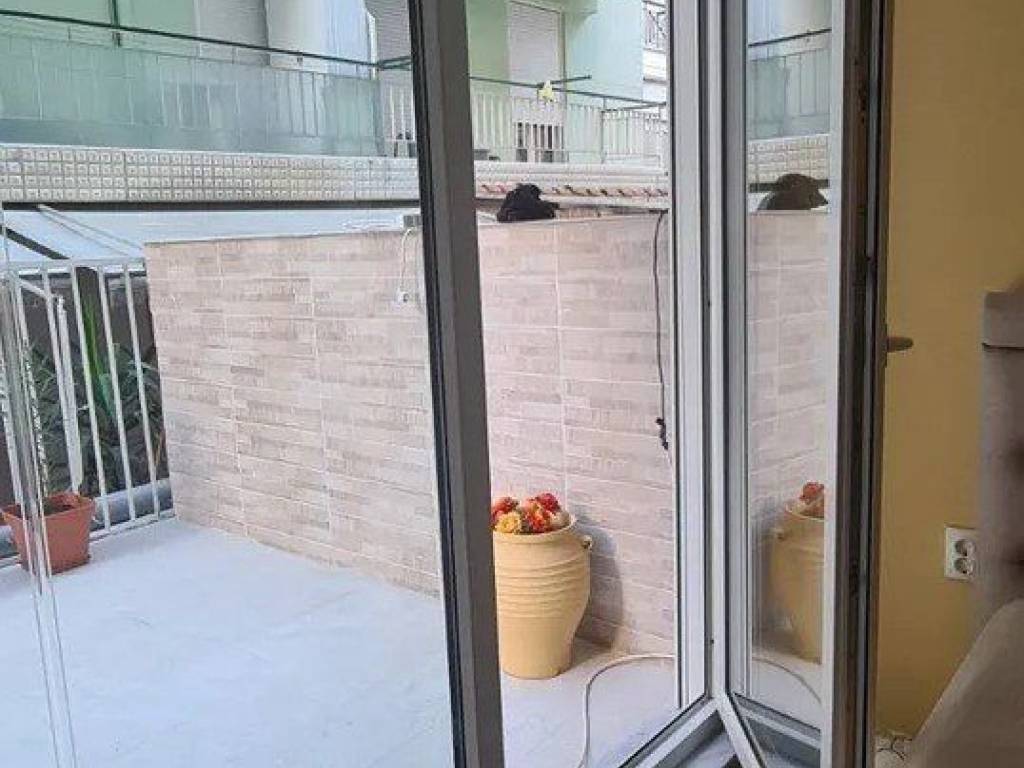 Forumland Real Estate, Βεράντες