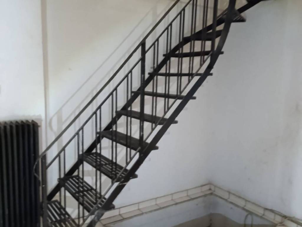 Σκάλα προς το πατάρι