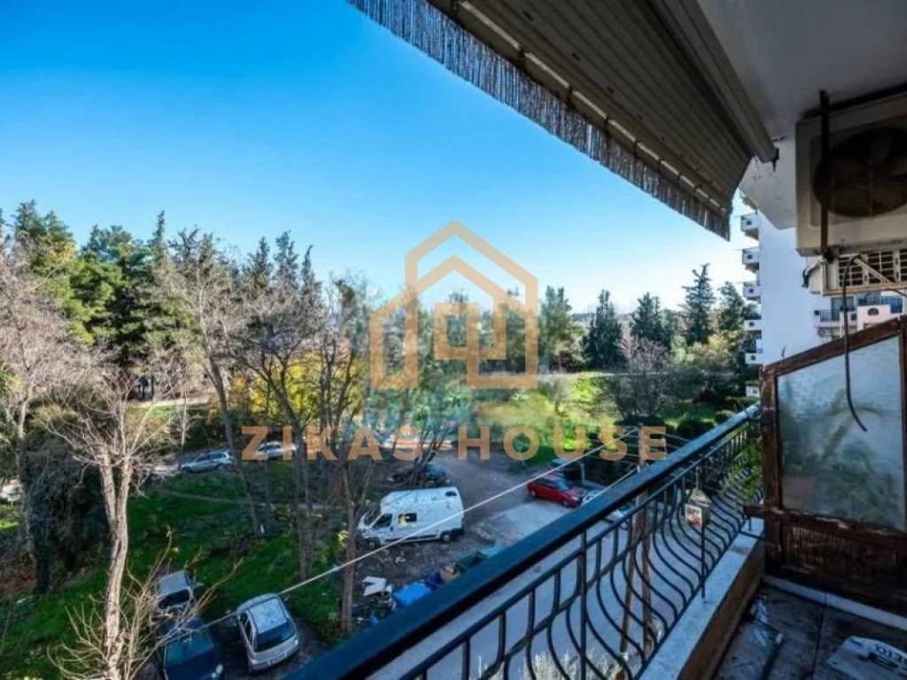 Θέα από μπαλκόνι