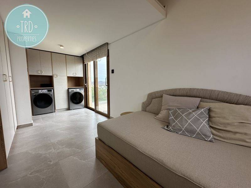 Δωμάτιο υπηρεσίας ή laundry room