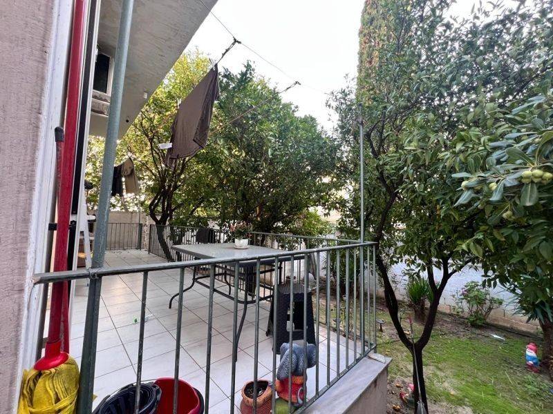 Θέα από μπαλκόνι