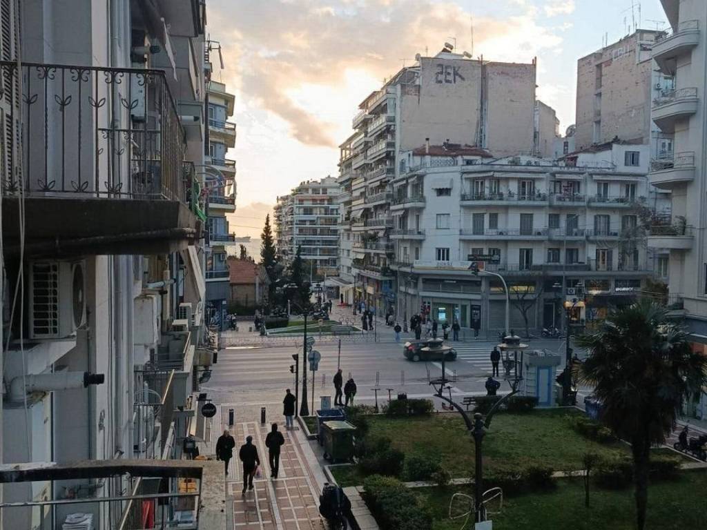 Forumland Real Estate, Θέα Δραγούμη