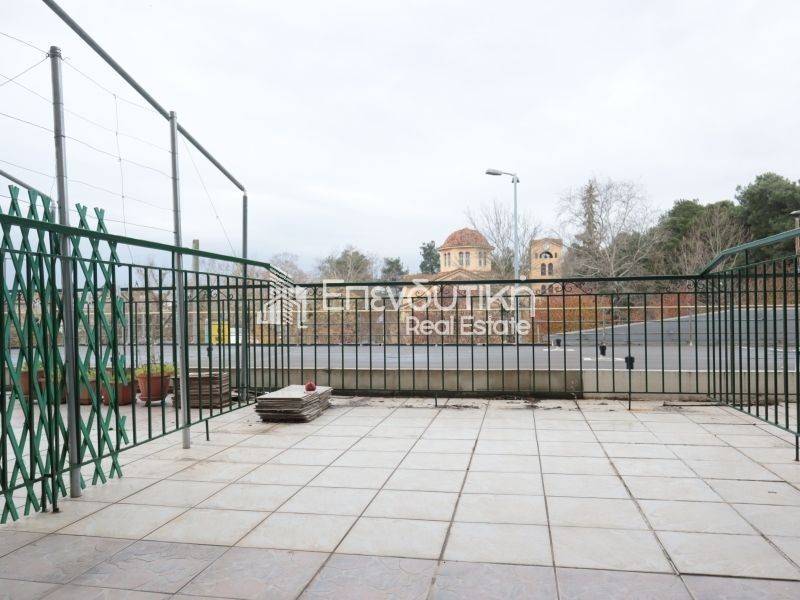 Θέα από μπαλκόνι