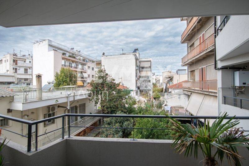 Θέα από μπαλκόνι