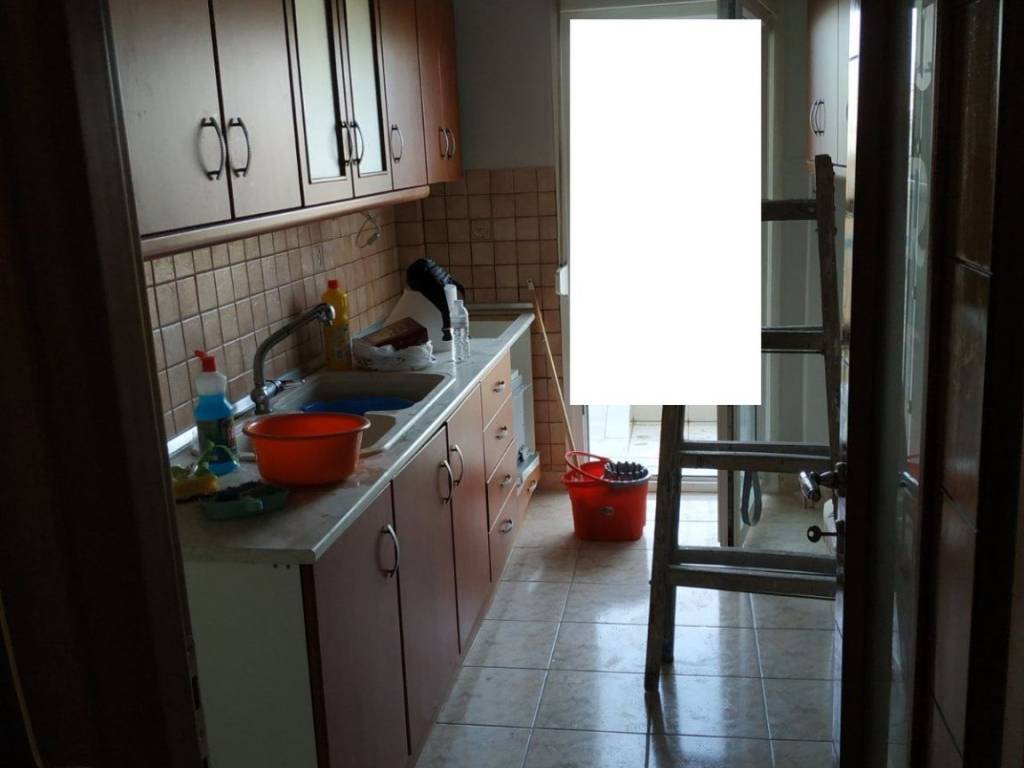 telephono epikoinonias: 2310765495. // 6987474759. KARAOYLANE