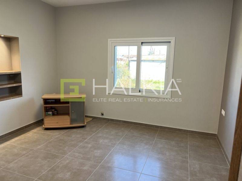 υπνοδωμάτιο 2