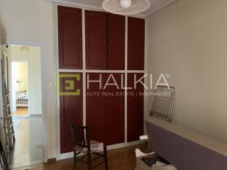 Ντουλάπα δεύτερου υπνοδωματίου