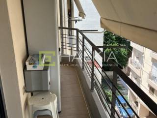 πίσω μπαλκόνι