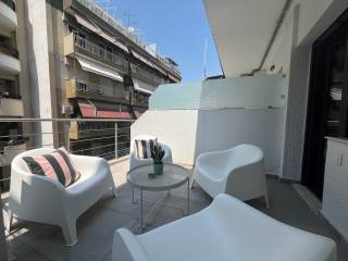 Εμπρόσθια Βεράντα