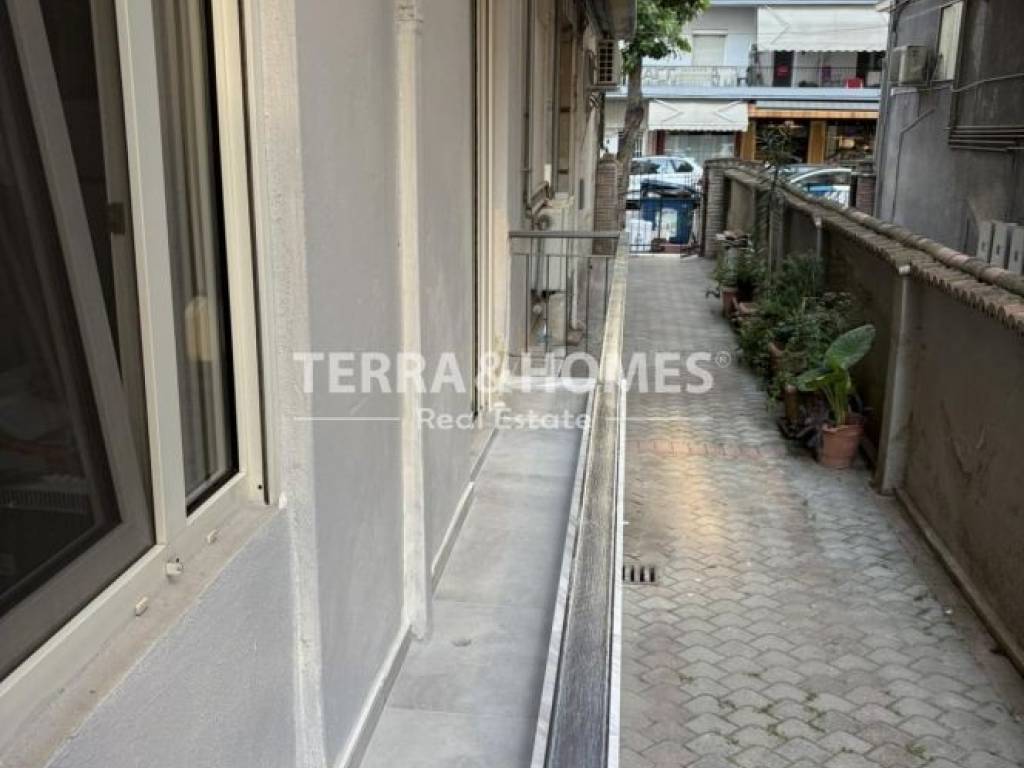 Θέα από μπαλκόνι