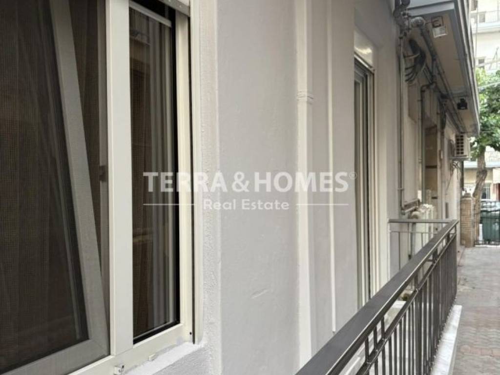 Θέα από μπαλκόνι