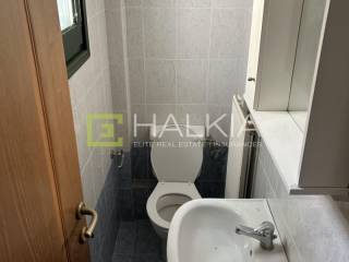 W.C. μεσαίο επίπεδο