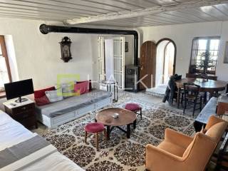 Σαλόνι ισογείου