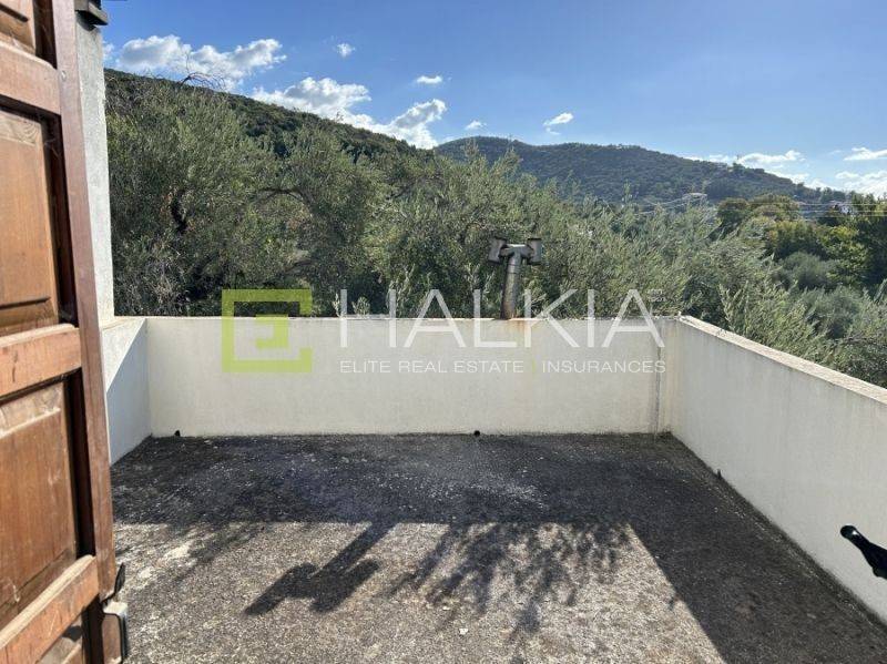 Θέα από μπαλκόνι