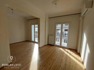 Forumland Real Estate, Καθιστικό