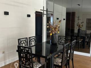 Forumland Real Estate, Σαλόνι με τζάκι