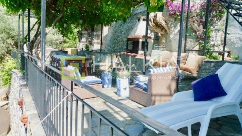 Θέα από μπαλκόνι