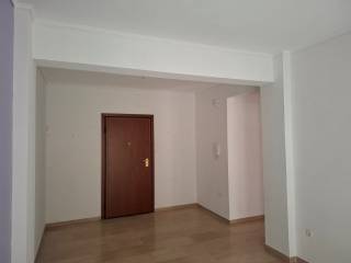 χωλ εξωπορτα