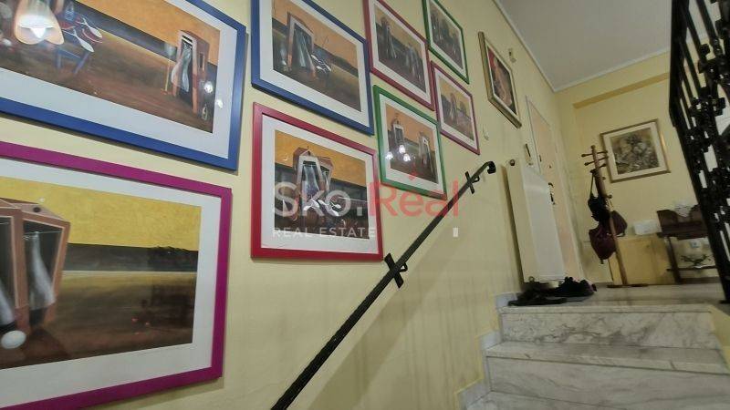 Εσωτερική σκάλα