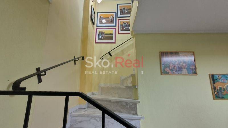 Εσωτερική σκάλα