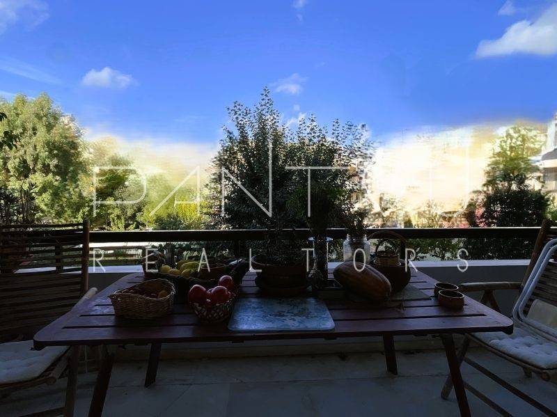 Θέα από μπαλκόνι