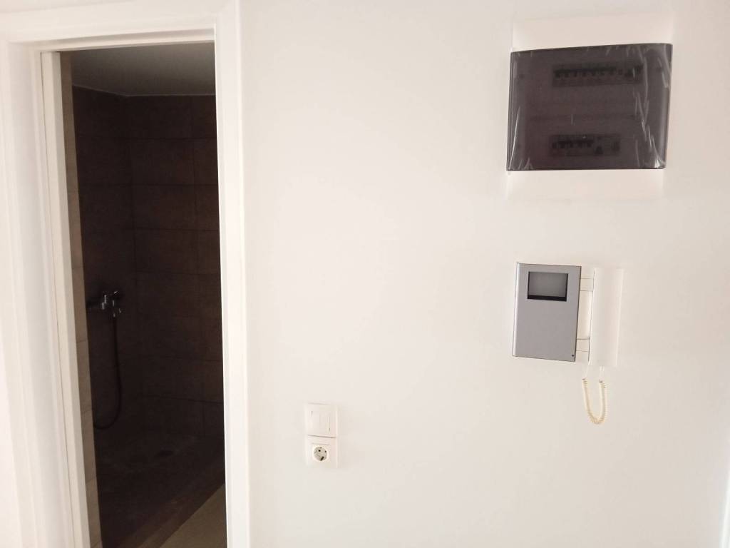 Διάδρομος - νέος ηλεκτρολογικός πίνακας