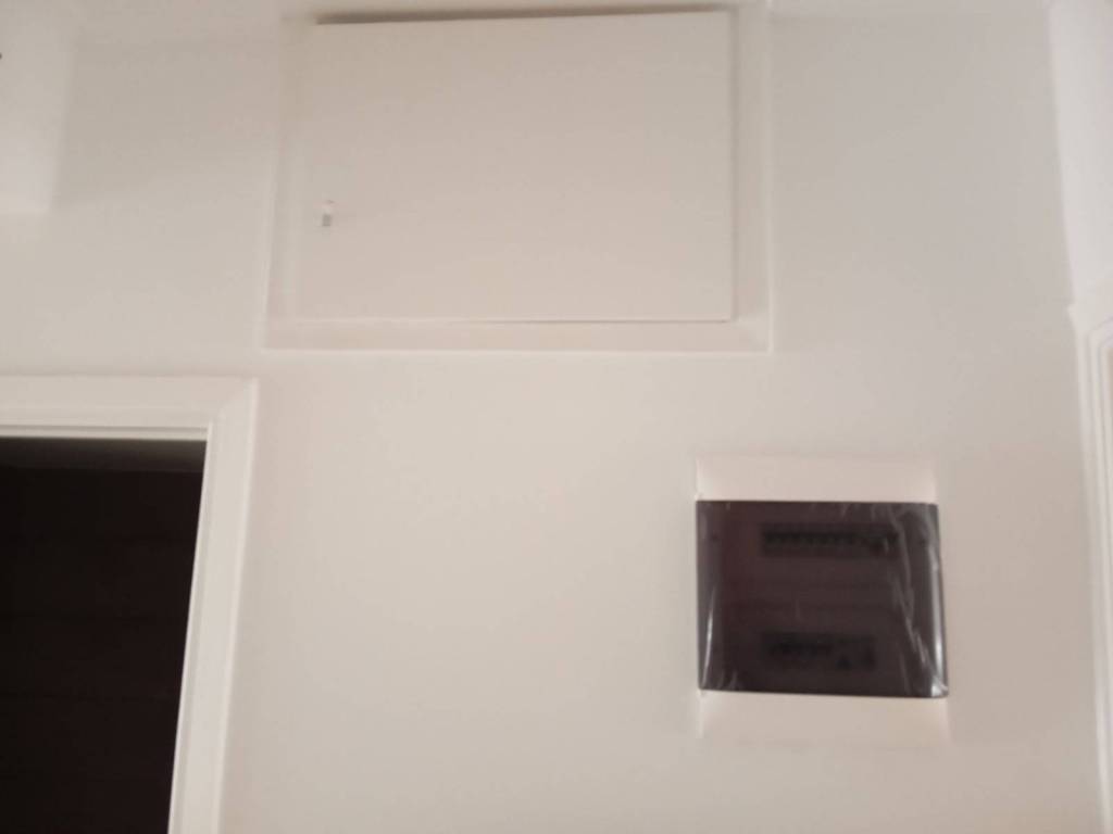 Διάδρομος - ντουλάπι