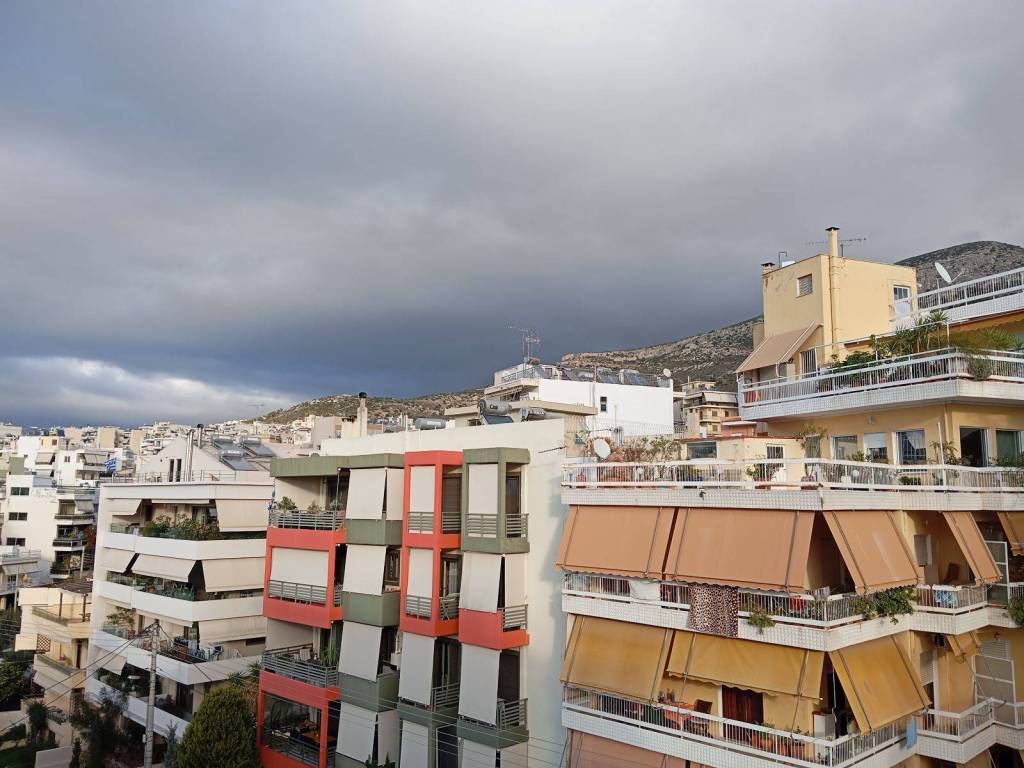 Θέα βουνό - από μπαλκόνι κουζίνας