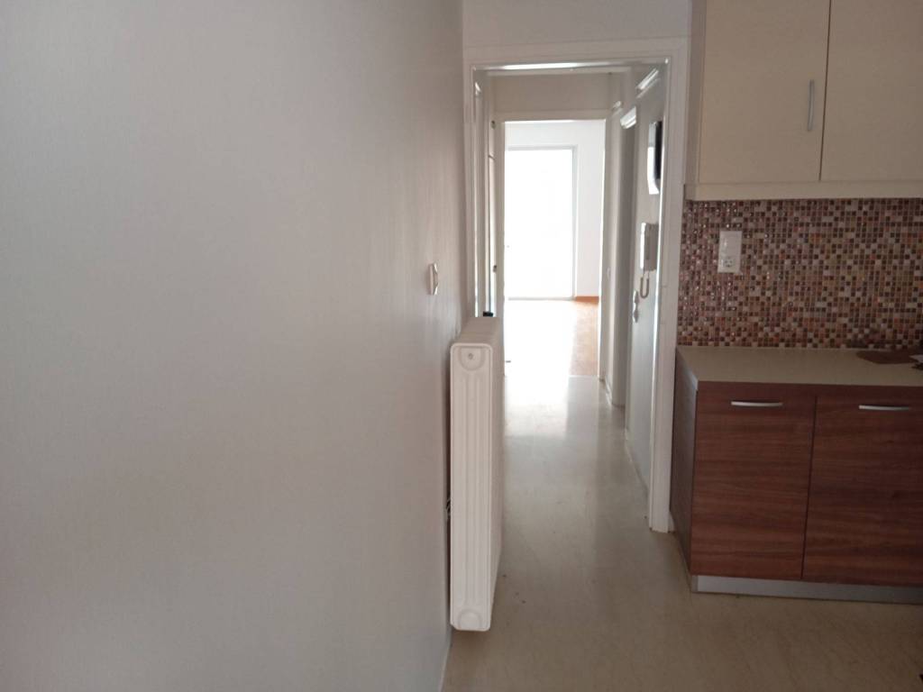 Κουζίνα - διάδρομος