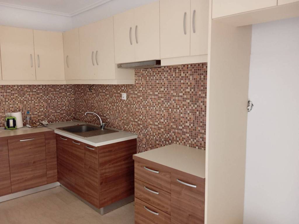 Κουζίνα - θέση ψυγείου