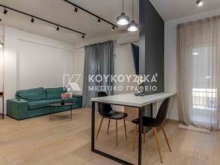 Σαλοκουζίνα