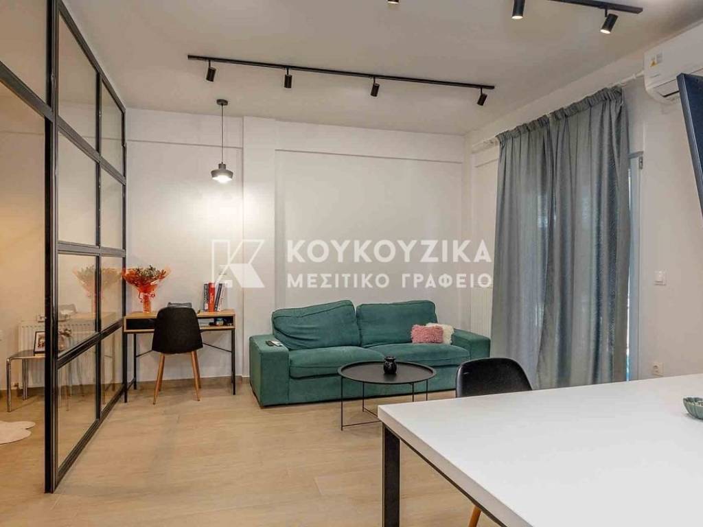 Σαλοκουζίνα