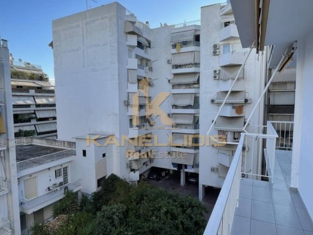 Θέα από μπαλκόνι