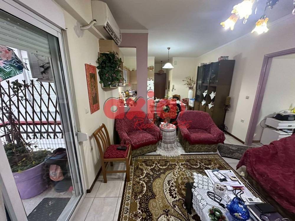 Καβάλα, Κέντρο: Πωλείται  Γκαρσονιέρα 50τ.μ. στον 1ο όροφο