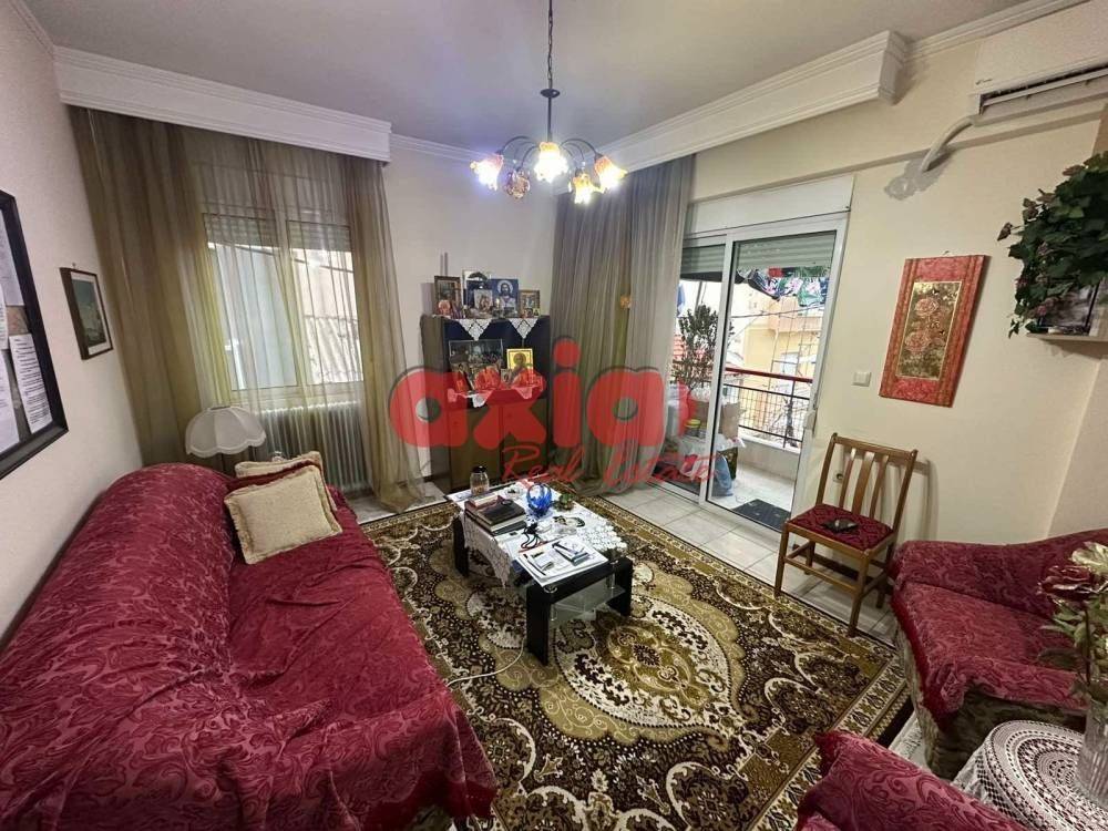 Καβάλα, Κέντρο: Πωλείται  Γκαρσονιέρα 50τ.μ. στον 1ο όροφο