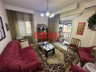 Καβάλα, Κέντρο: Πωλείται  Γκαρσονιέρα 50τ.μ. στον 1ο όροφο