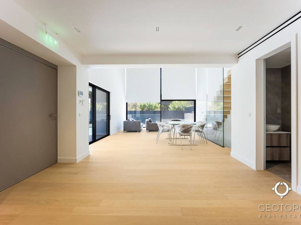 Εσωτερικοι χώροι