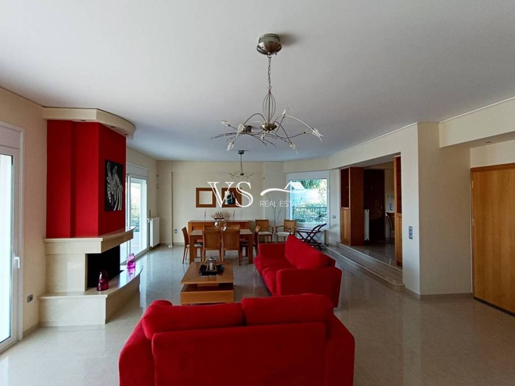 Σαλοκουζίνα