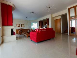 Σαλοκουζίνα