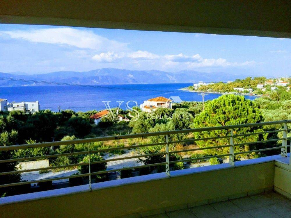 Θέα απο μπαλκόνι