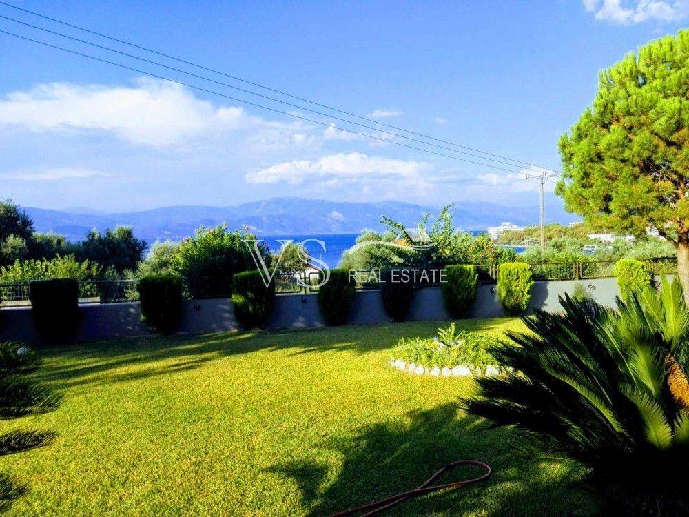 Θέα απο μπαλκόνι