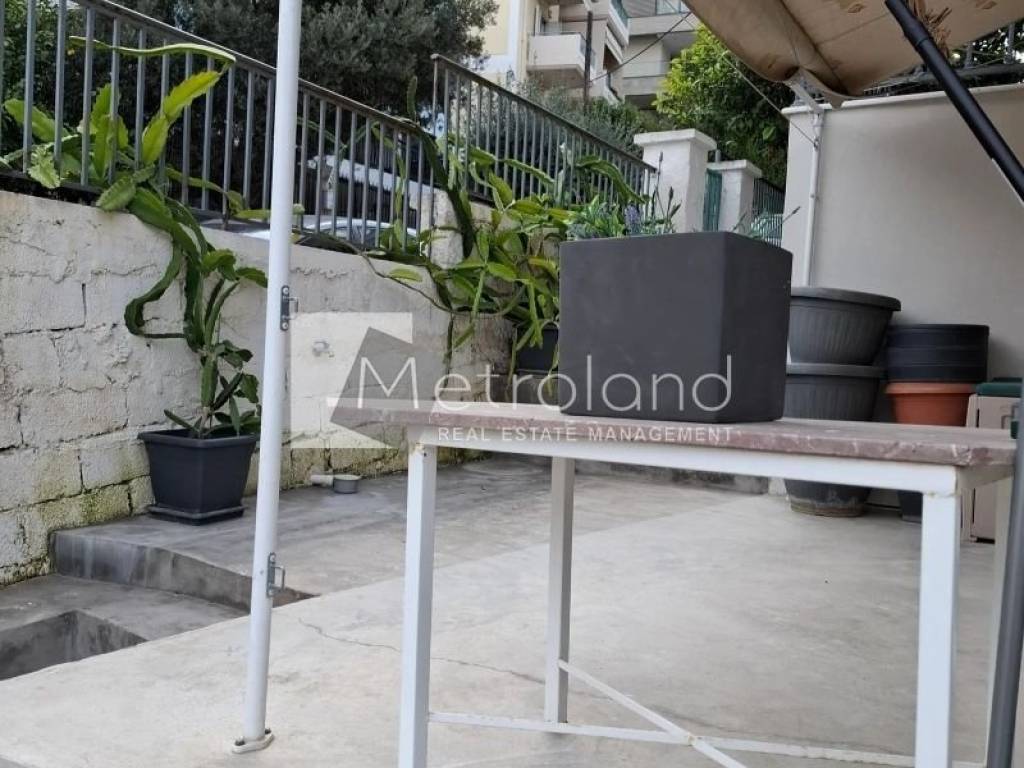 Θέα από μπαλκόνι