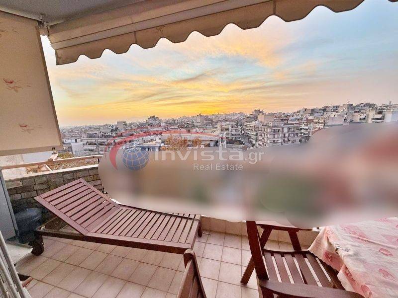 Θέα από μπαλκόνι