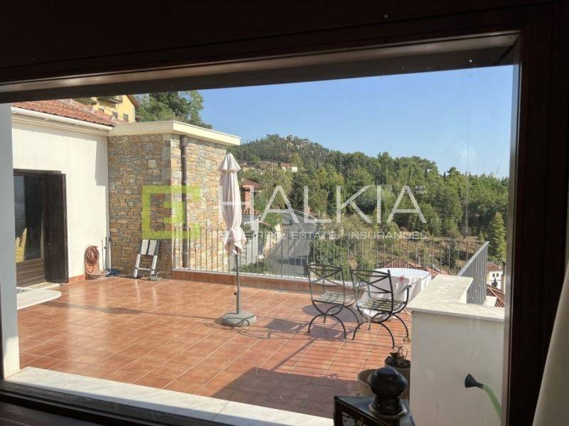 Θέα από μπαλκόνι