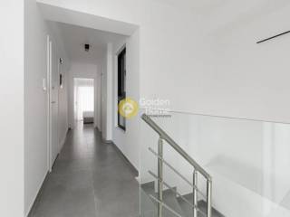 Χολ - Διάδρομος